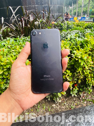iphone 7(128)